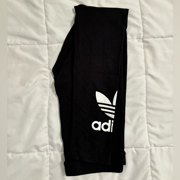 **SOLD ON FB MARKETPLACE** XS Leggings Bundle - Picture 3 of 9